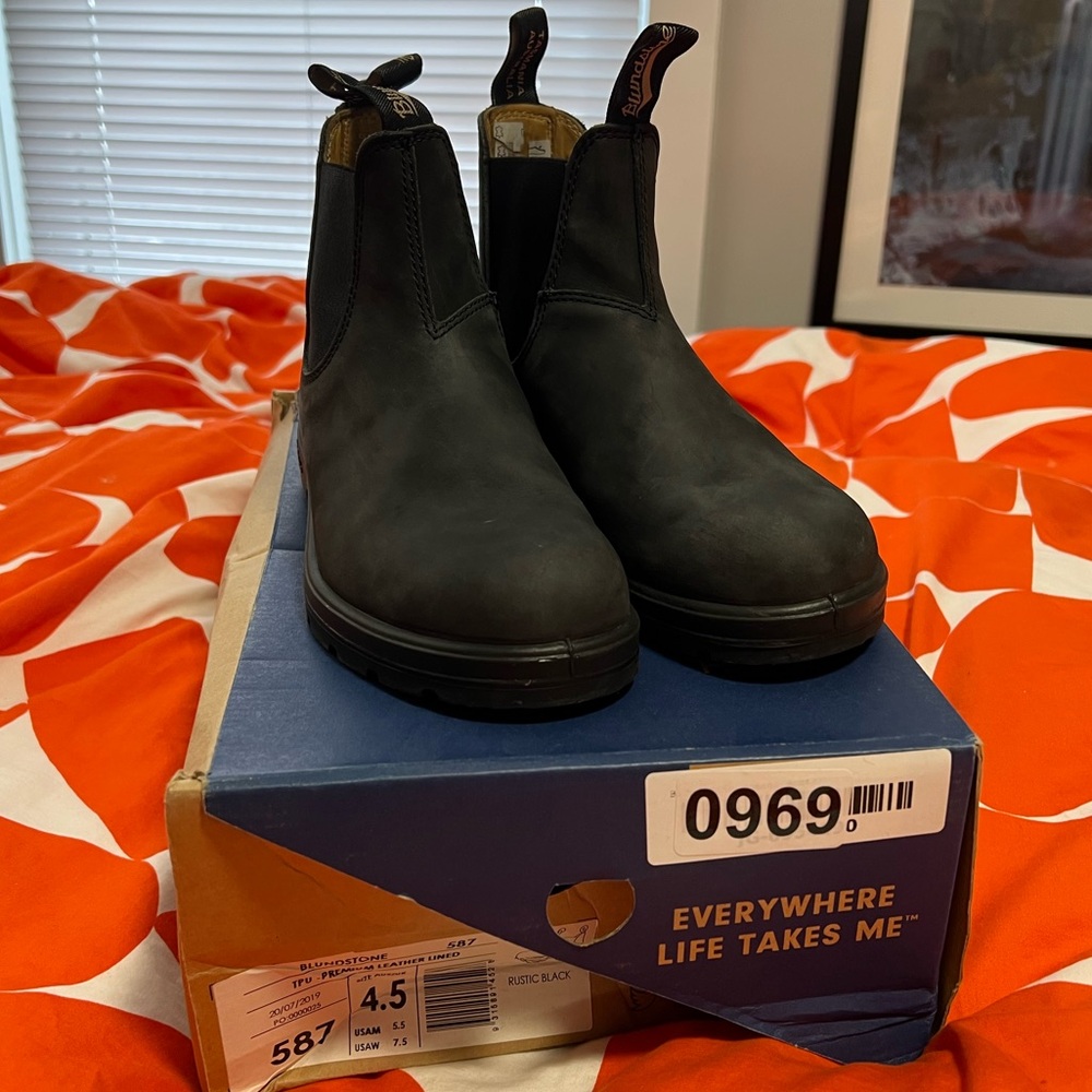 Blundstone Classic 587 Rustic Black